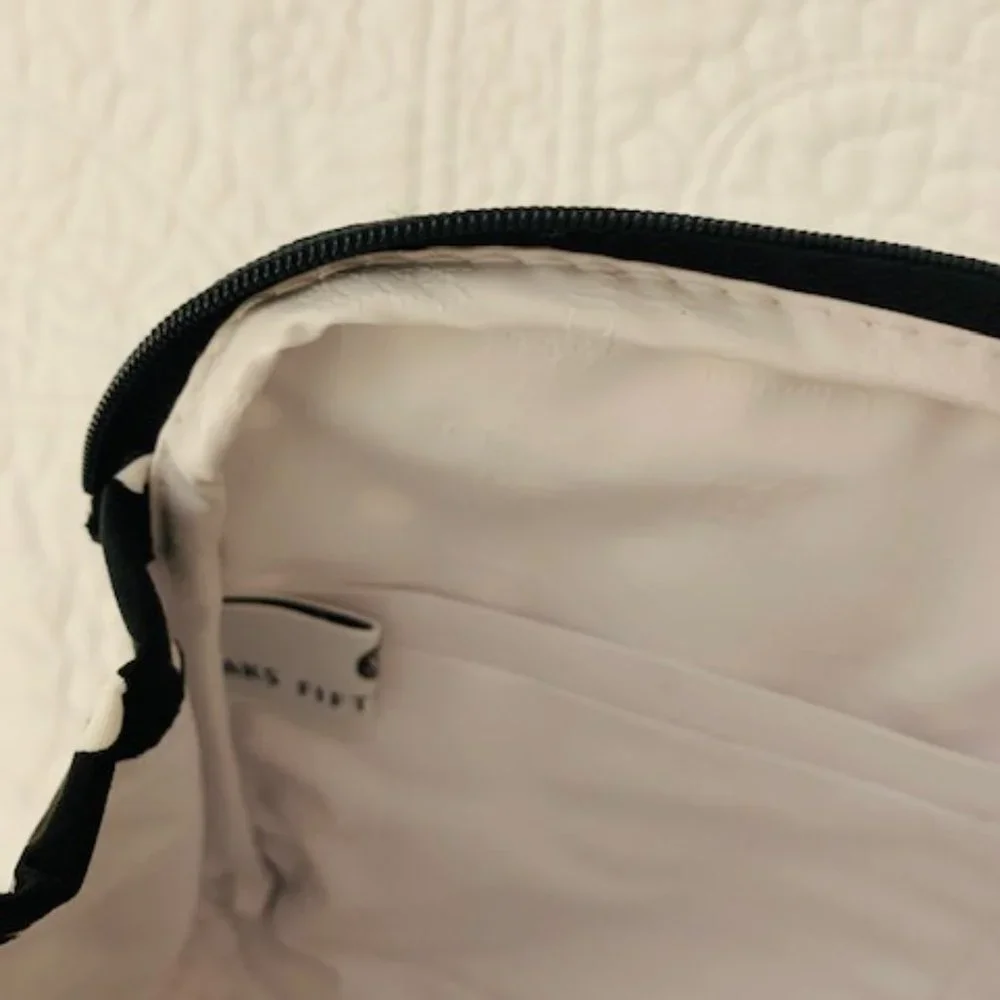 nwt Vintage Christian Dior makeup Bag - Picture 4 of 8